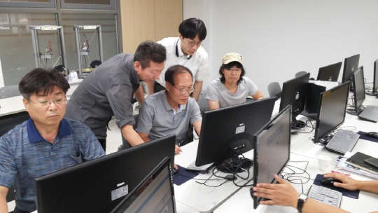유한대학교는 오는 12일부터 3D프린팅 관련 산업체, 창업 및 업종 전환자를 대상으로 실습 위주의 3D프린팅 교육과정을 실시한다. <유한대학교 제공>